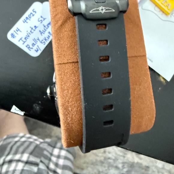 Invicta Silver Watch - Picture 9 of 9